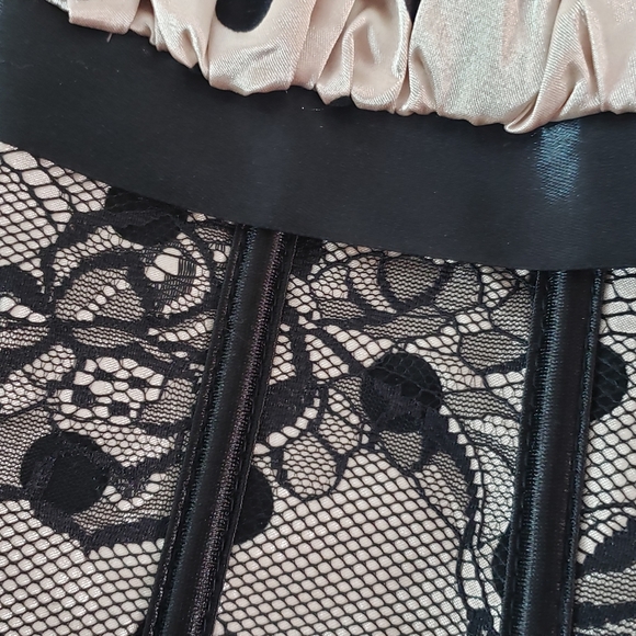 Small Beige Black Lace Polka Dot Corset Bustier Waist Trainer NWOT - Picture 5 of 11